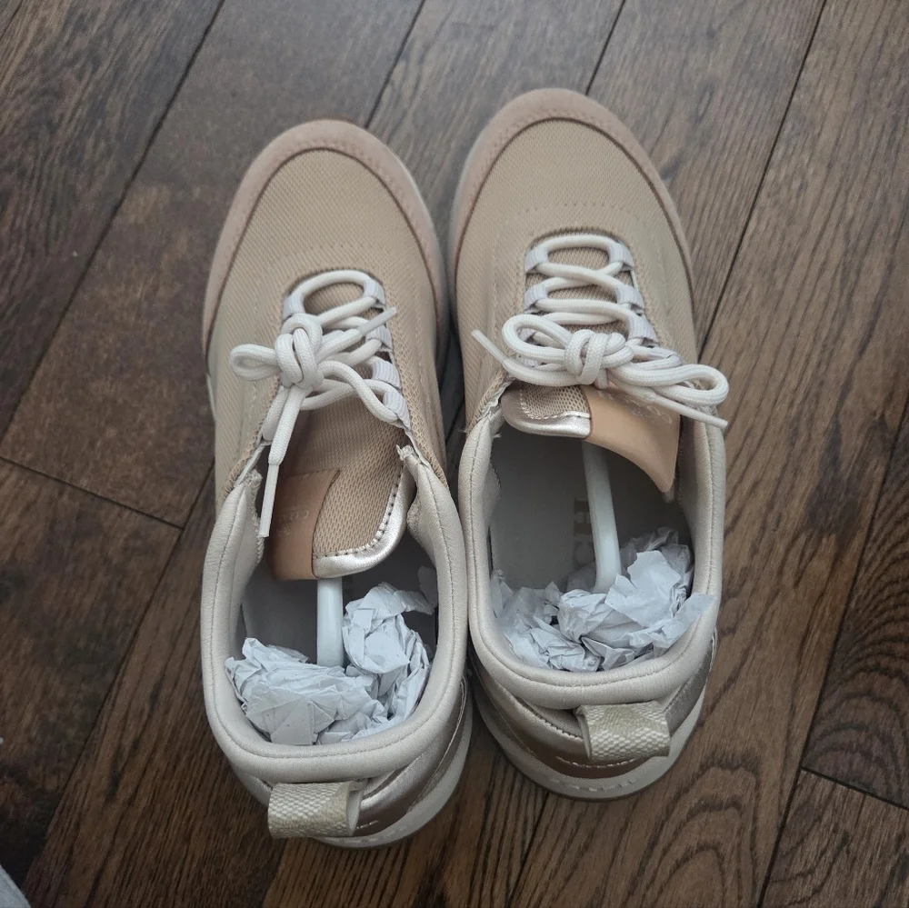 Coach C147 Runner Sneakers In Beechwood Size 6.5